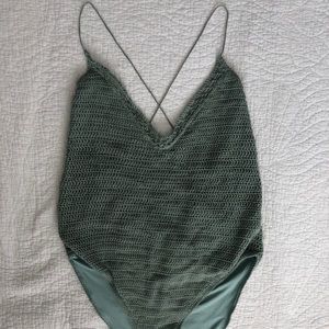 NWOT Green knitted body suit